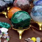 Камень Близнецов – свойства агата, аквамарина, янтаря, жемчуга, топаза и других минералов